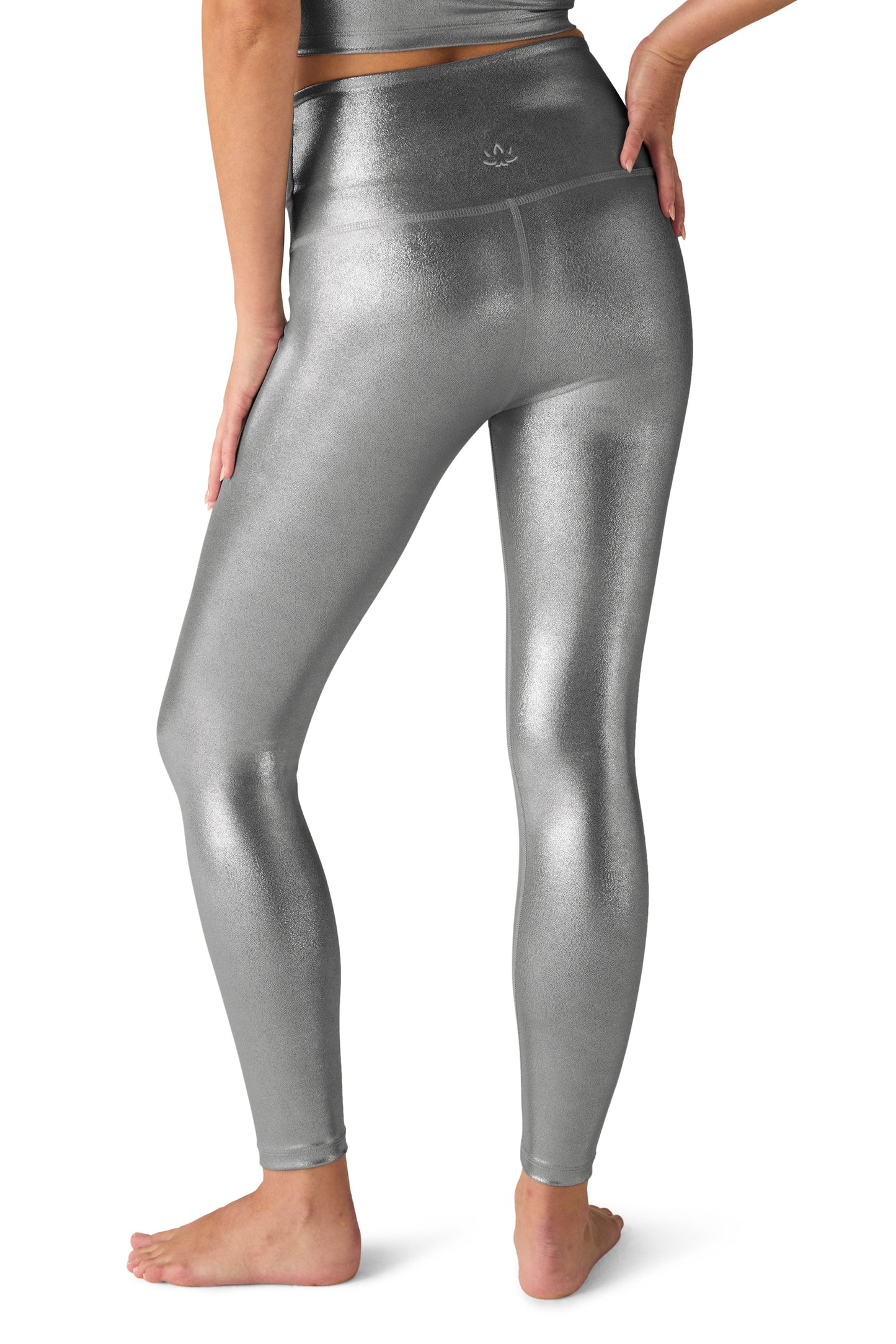 CAUGHT IN THE MIDI LEGGING LIQUID SILVER