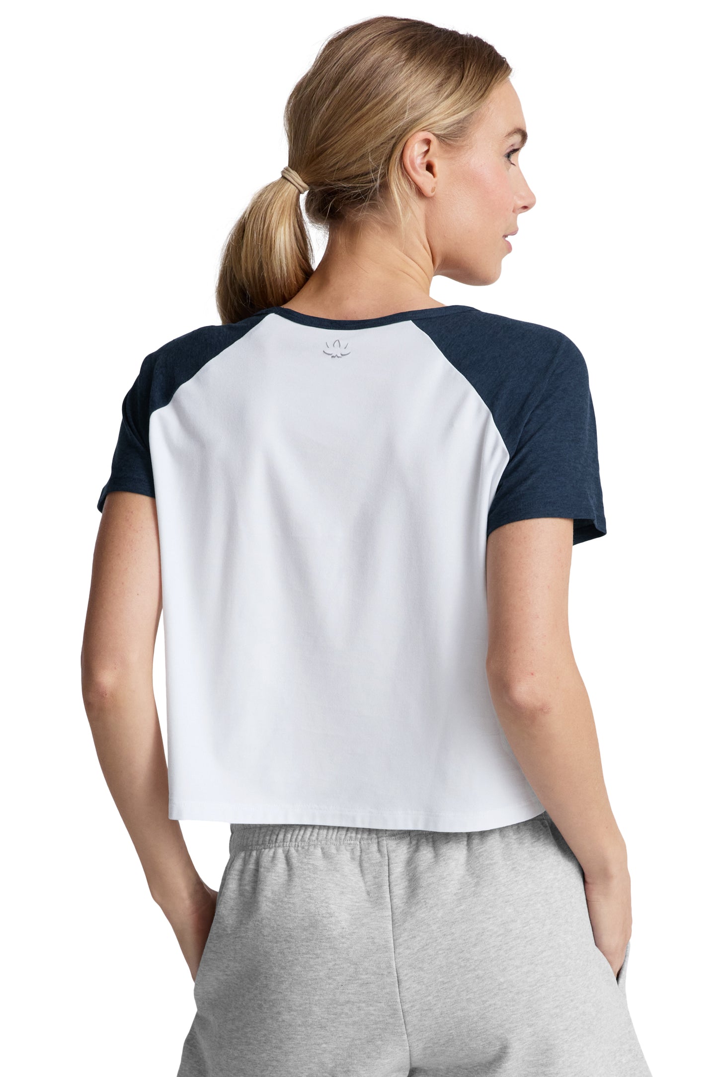 COLOURBLOCK TEE CLOUD WHITE/NOCTURNAL NAVY