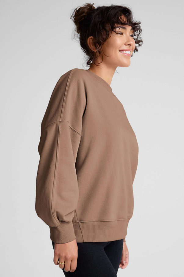 LUXEFLEECE OVERSIZED SWEATSHIRT DESERT SAND