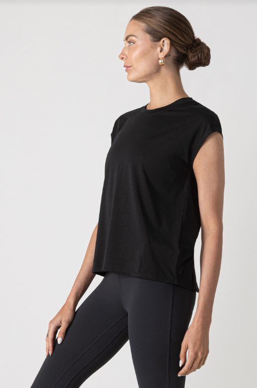 DYNAMIC CREW TEE BLACK