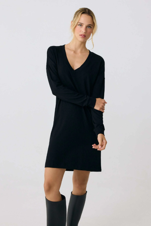 TRAVERSE V-NECK DRESS BLACK