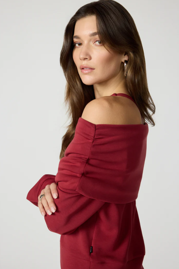 DREAMWEAVE OFF THE SHOULDER MERLOT