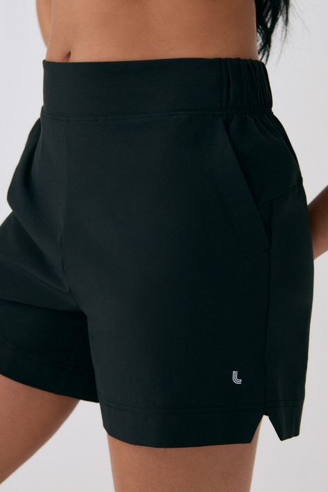 OLIVIE SHORTS BLACK