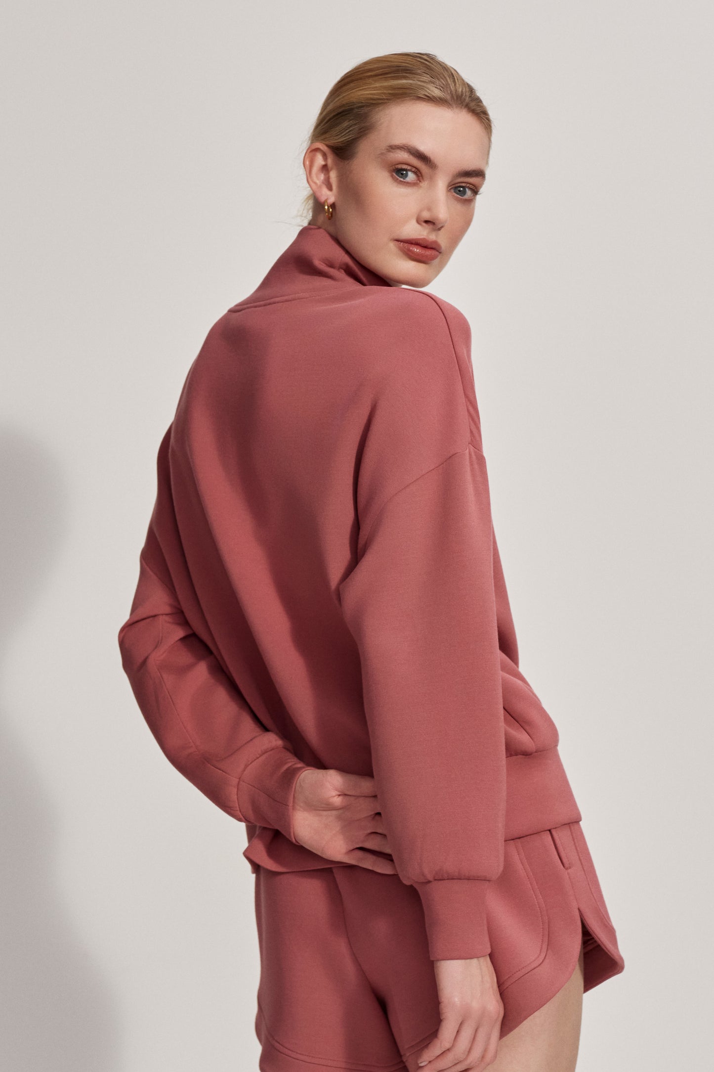 HAWLEY HALF ZIP SWEAT WITHERED ROSE