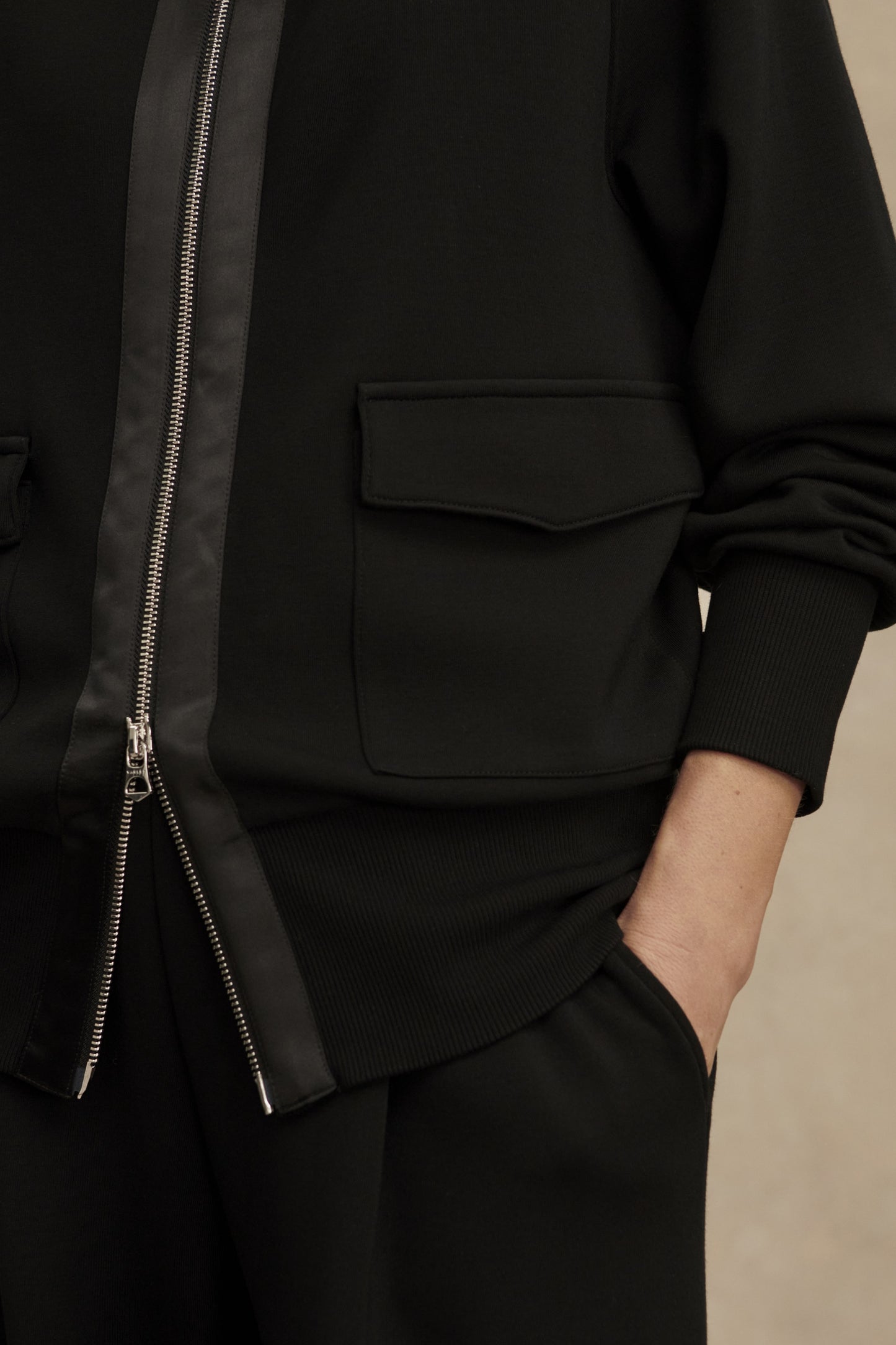 ROXBURY ZIP JACKET BLACK