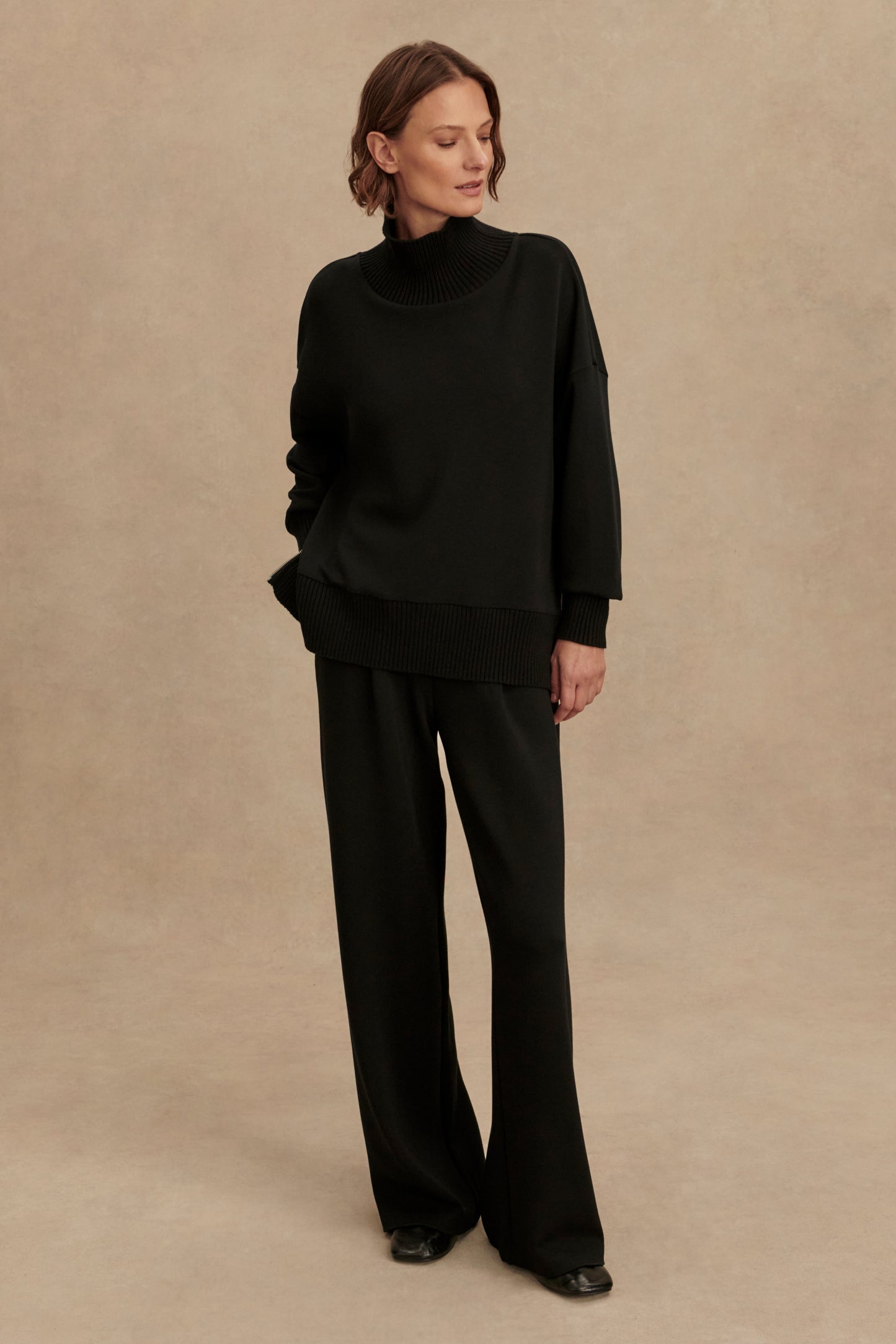 BARKER HIGH NECK SWEAT BLACK
