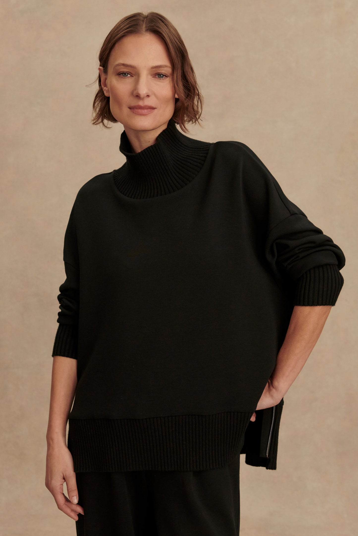 BARKER HIGH NECK SWEAT BLACK