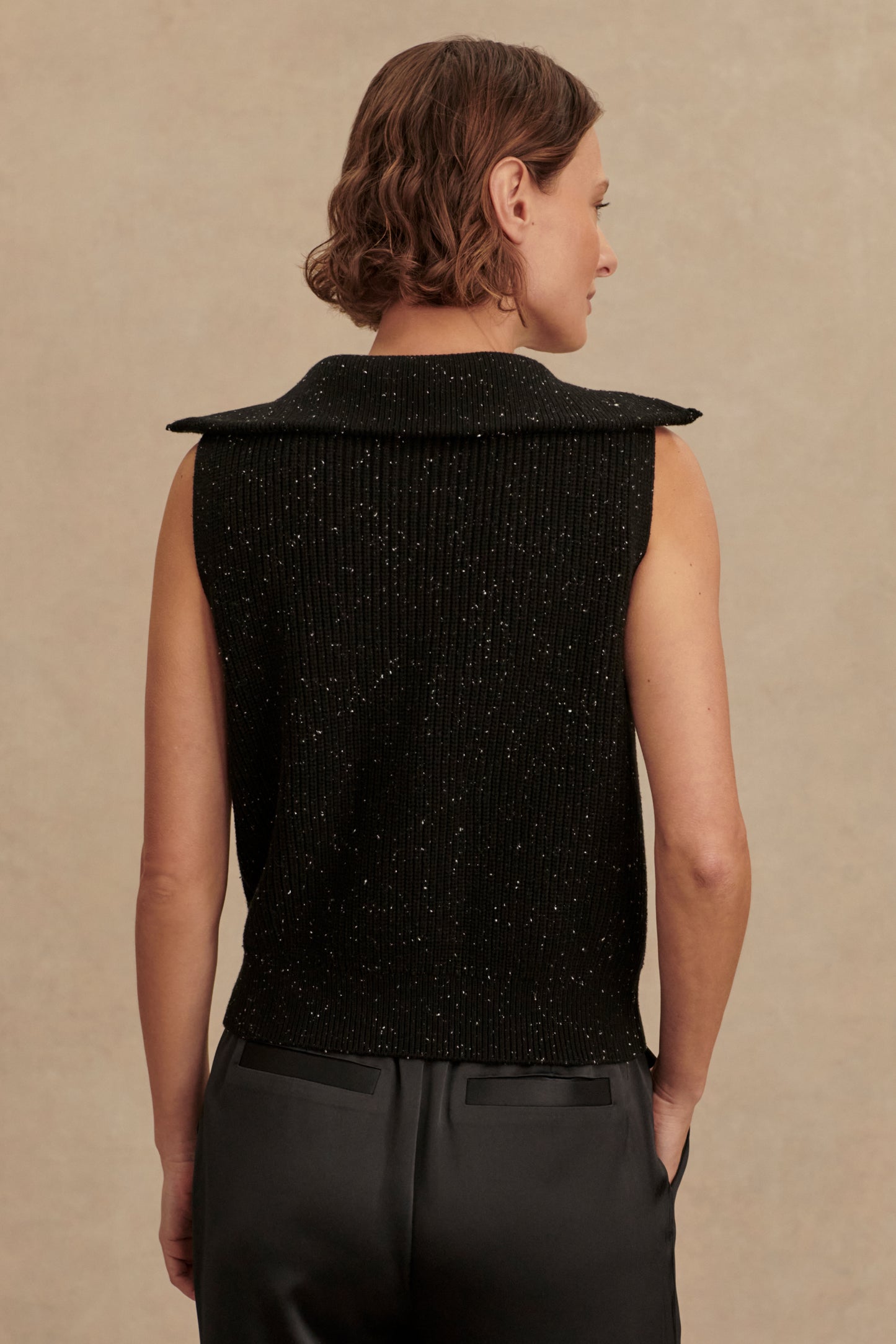 HALLY HALF ZIP VEST BLACK FLECK
