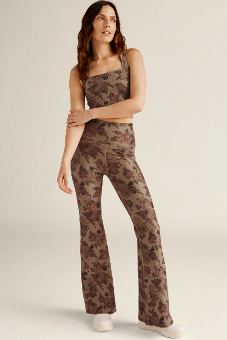 ALL DAY SPACEDYE FLARE PANT ROMANTIC FLORAL – Rain Fitness