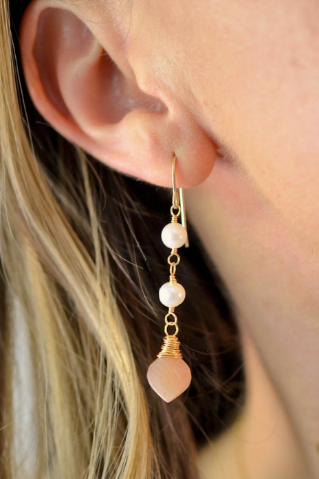 PEACH MOONSTONE AND PEARL GOLD EARRINGS