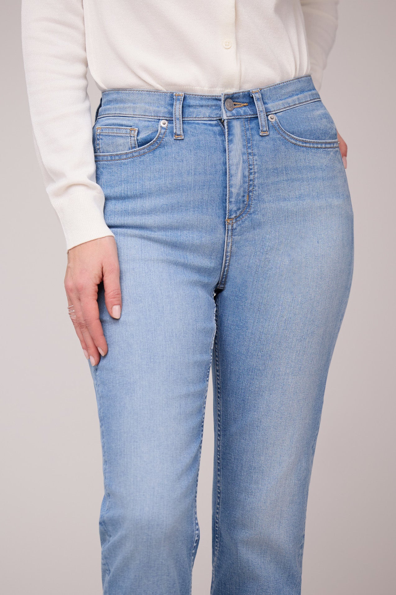 CHLOE STRAIGHT JEAN SURF BLUE