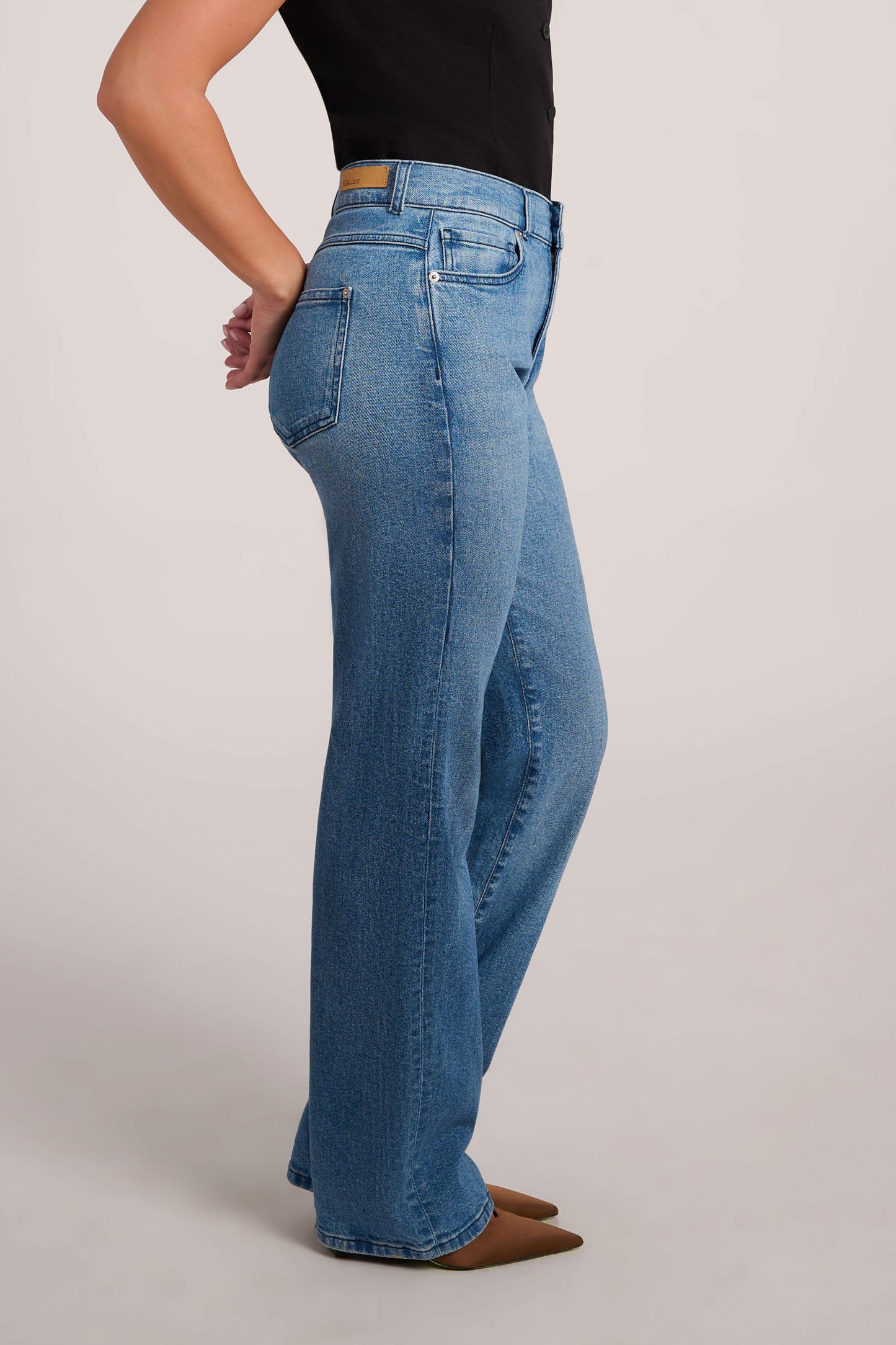 CHLOE STRAIGHT LEG JEAN AQUILA