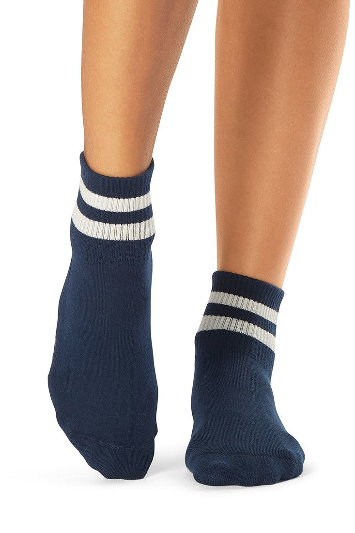 TAVI NOIR GRIP SOCK – Rain Fitness