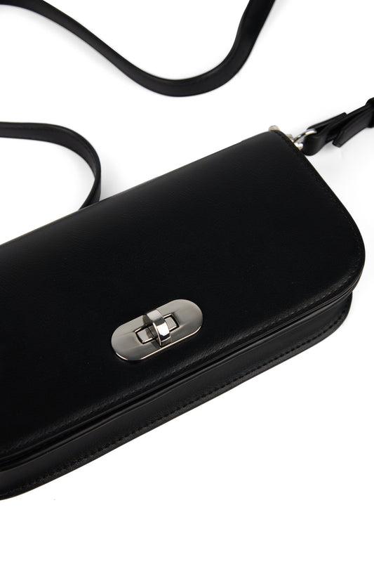 DAKOTA 2-IN-1 WALLET ON STRAP BLACK