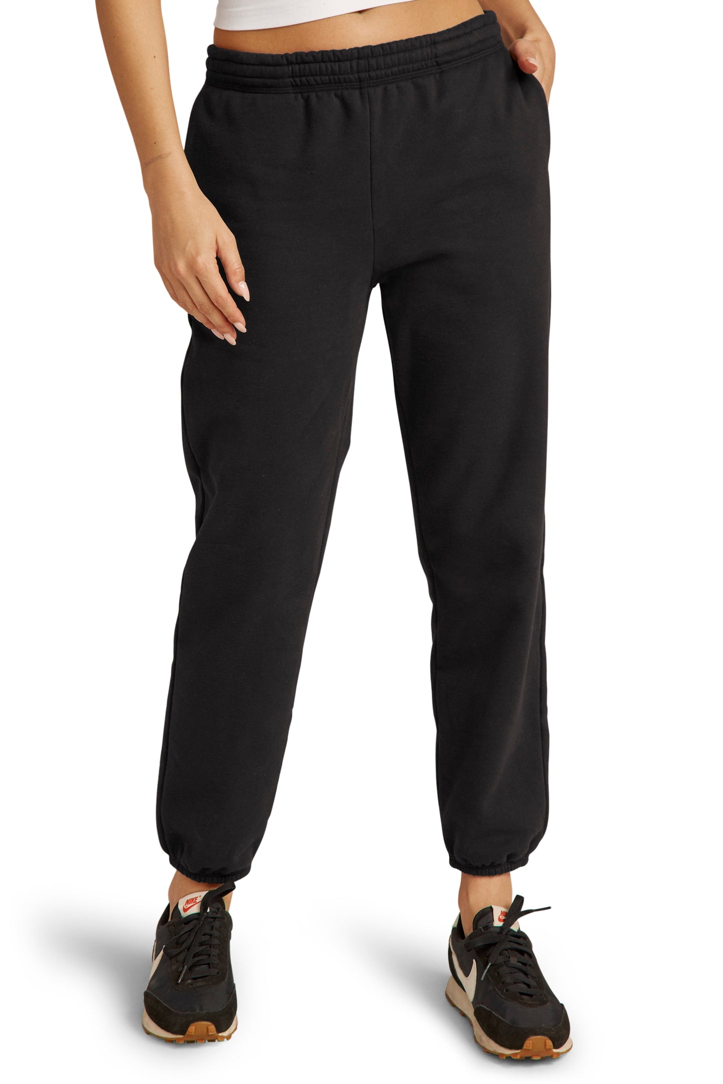 ON THE GO JOGGER BLACK