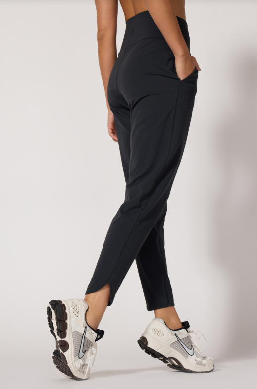 CLOUD JOGGER BLACK