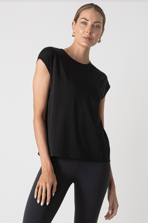 DYNAMIC CREW TEE BLACK