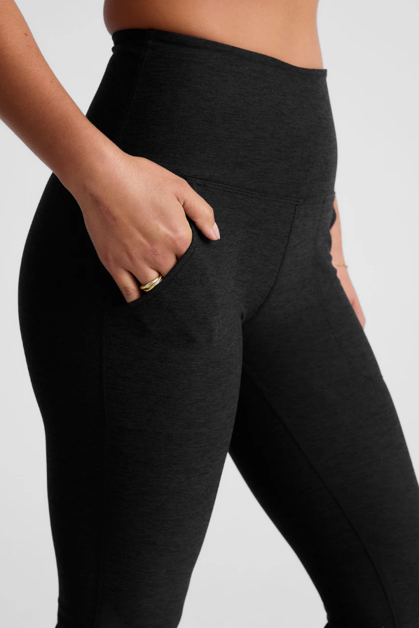 SPACEDYE PRACTICE POCKET BOOTCUT PANT DARKEST NIGHT