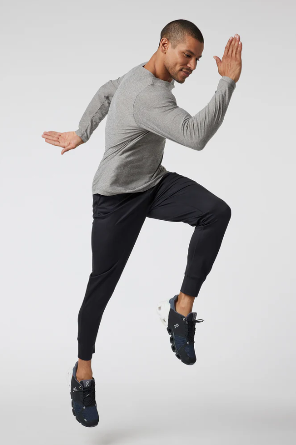 SUNDAY PERFORMANCE JOGGER BLACK