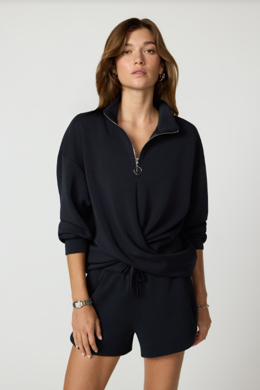 DREAMWEAVE CROSSOVER PULLOVER BLACK