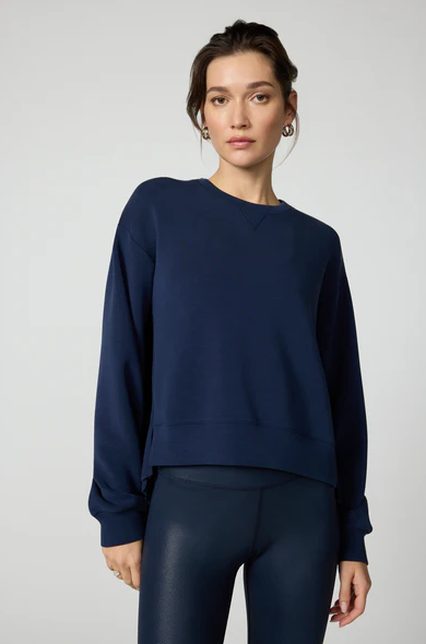 DREAMWEAVE CREW WITH PLEATED BACK NAVY