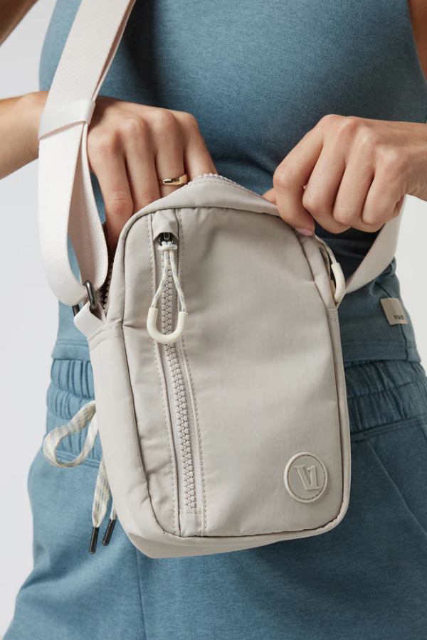 ALL AROUND CROSSBODY BAG ECRU