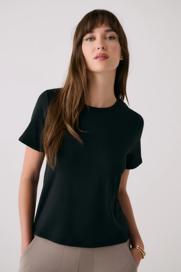 VITAL TEE BLACK