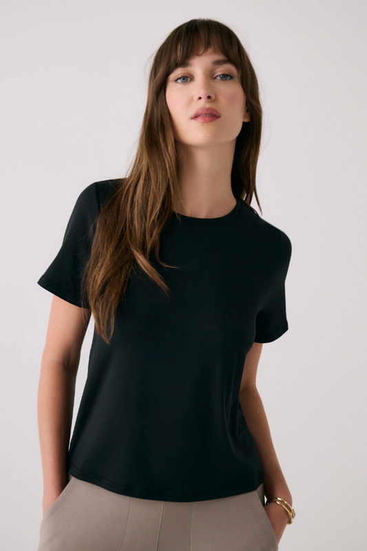 VITAL TEE BLACK
