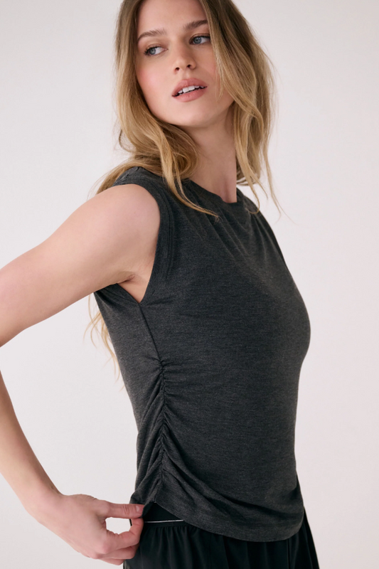 ELISIA SHORT SLEEVE BLACK HEATHER