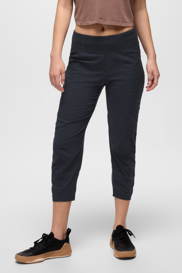 KOEN CAPRI BLACK