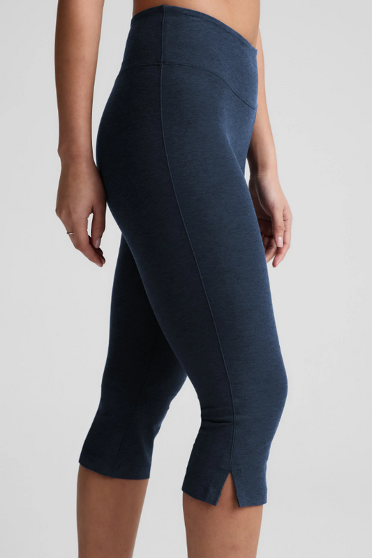MID-RISE SLIT PEDAL PUSHER SPACEDYE CAPRI NOCTURNAL NAVY