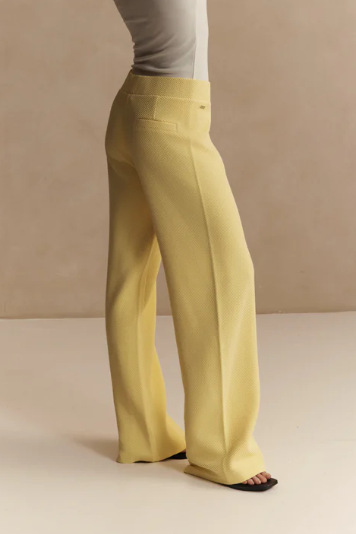 MOON CLASSIC FLARED PANT VANILLA
