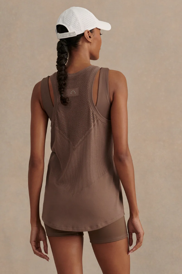 DAYNA SEAMLESS TANK COFFEE QUARTZ