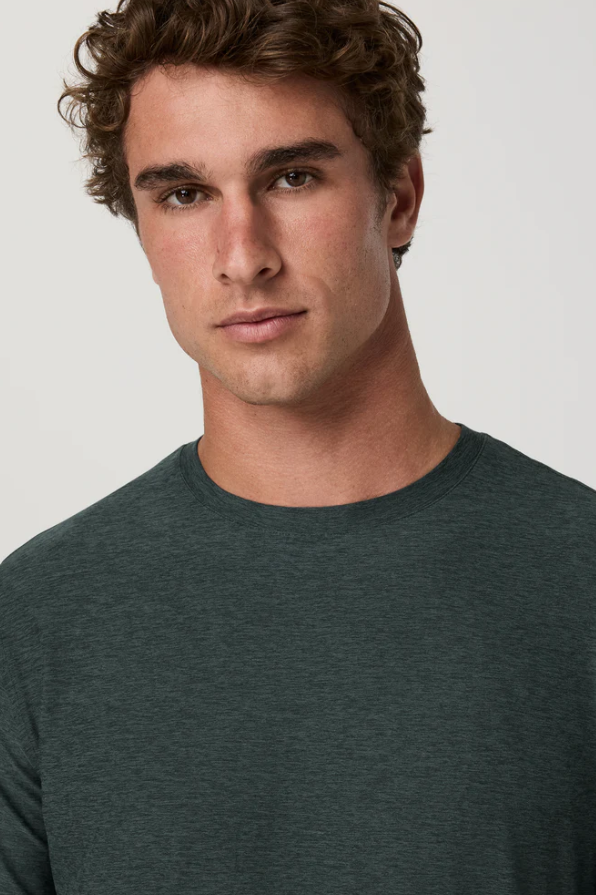 STRATO TECH TEE HEMLOCK HEATHER