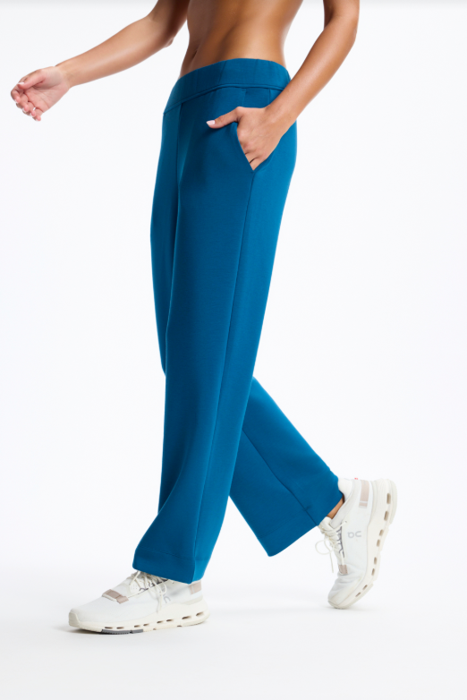 DREAMWEAVE RELAXED PANT SAILOR BLUE
