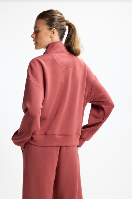 DREAMWEAVE CROSSOVER PULLOVER SPICED APPLE