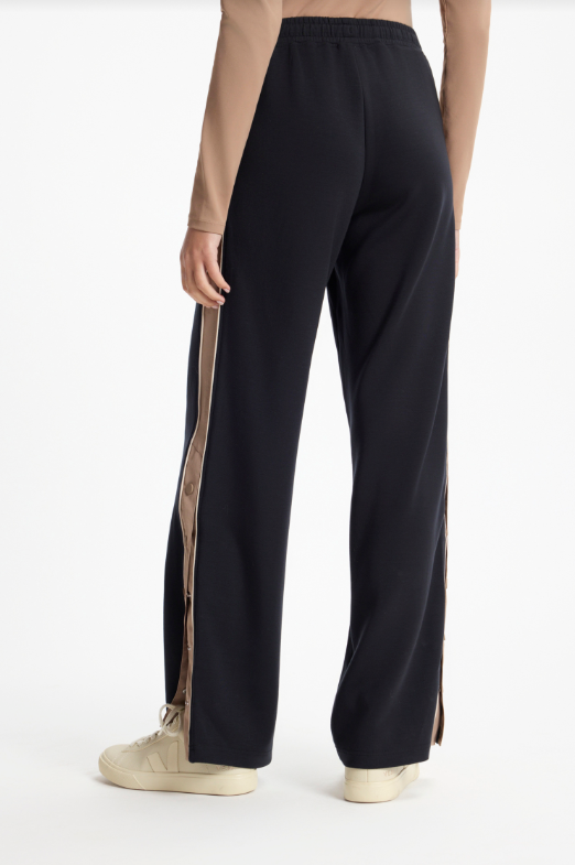 PERFORMANCE TRACK PANT BLACK