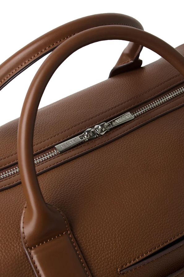 MAE SMALL TRAVEL BAG HAZELNUT