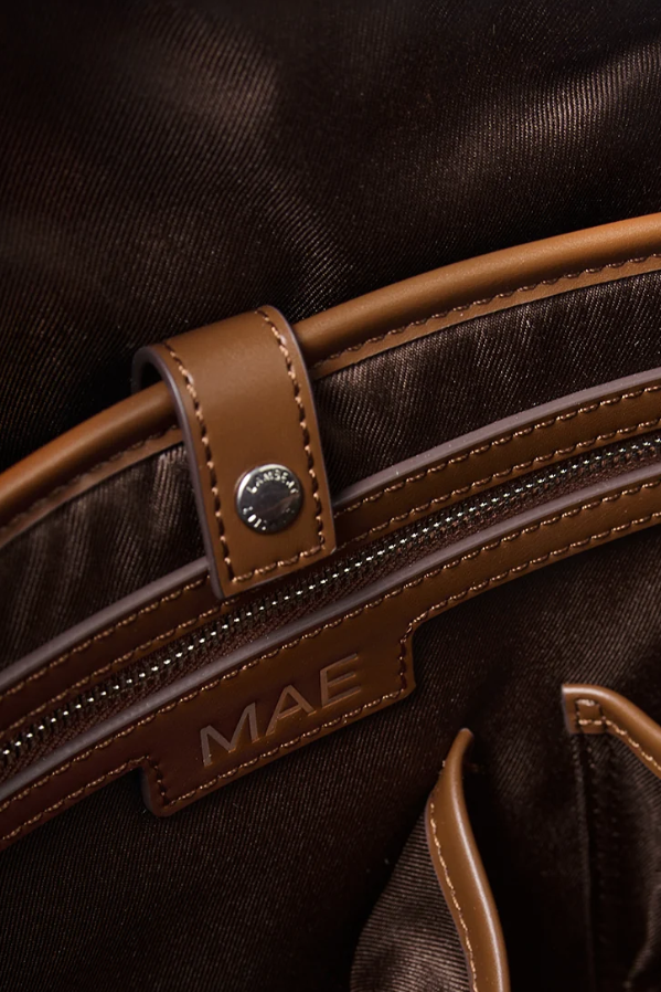 MAE SMALL TRAVEL BAG HAZELNUT