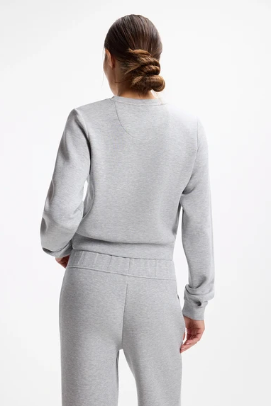 DREAMWEAVE PLEATED CREW NECK CONCRETE