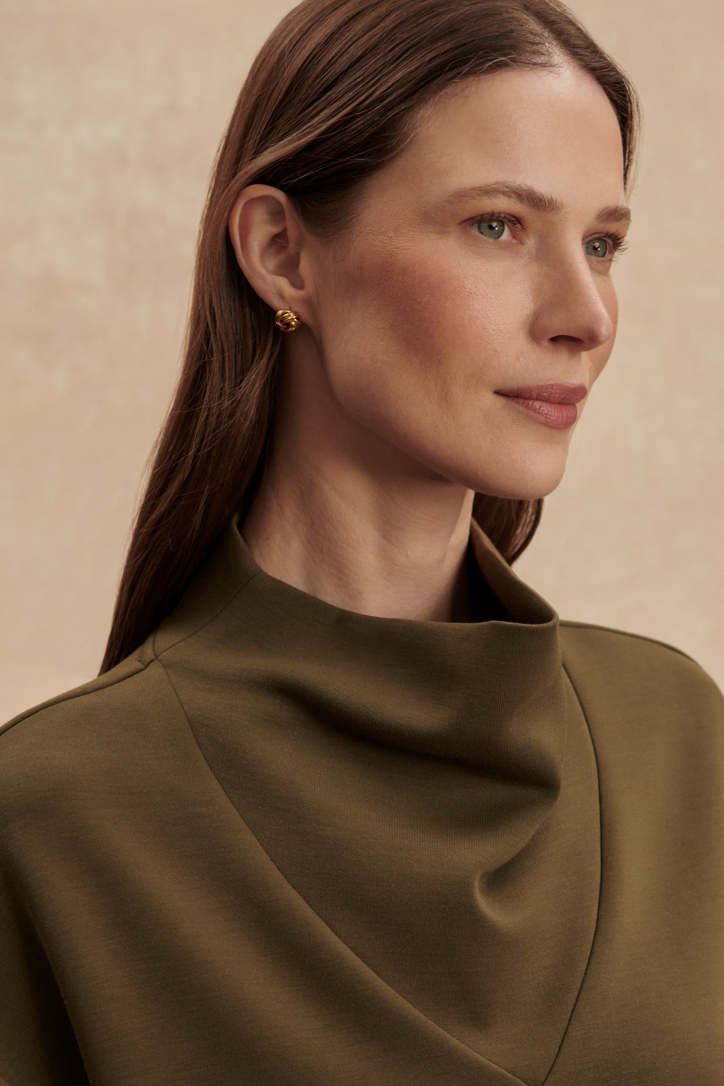 BETSY SWEAT MILITARY OLIVE