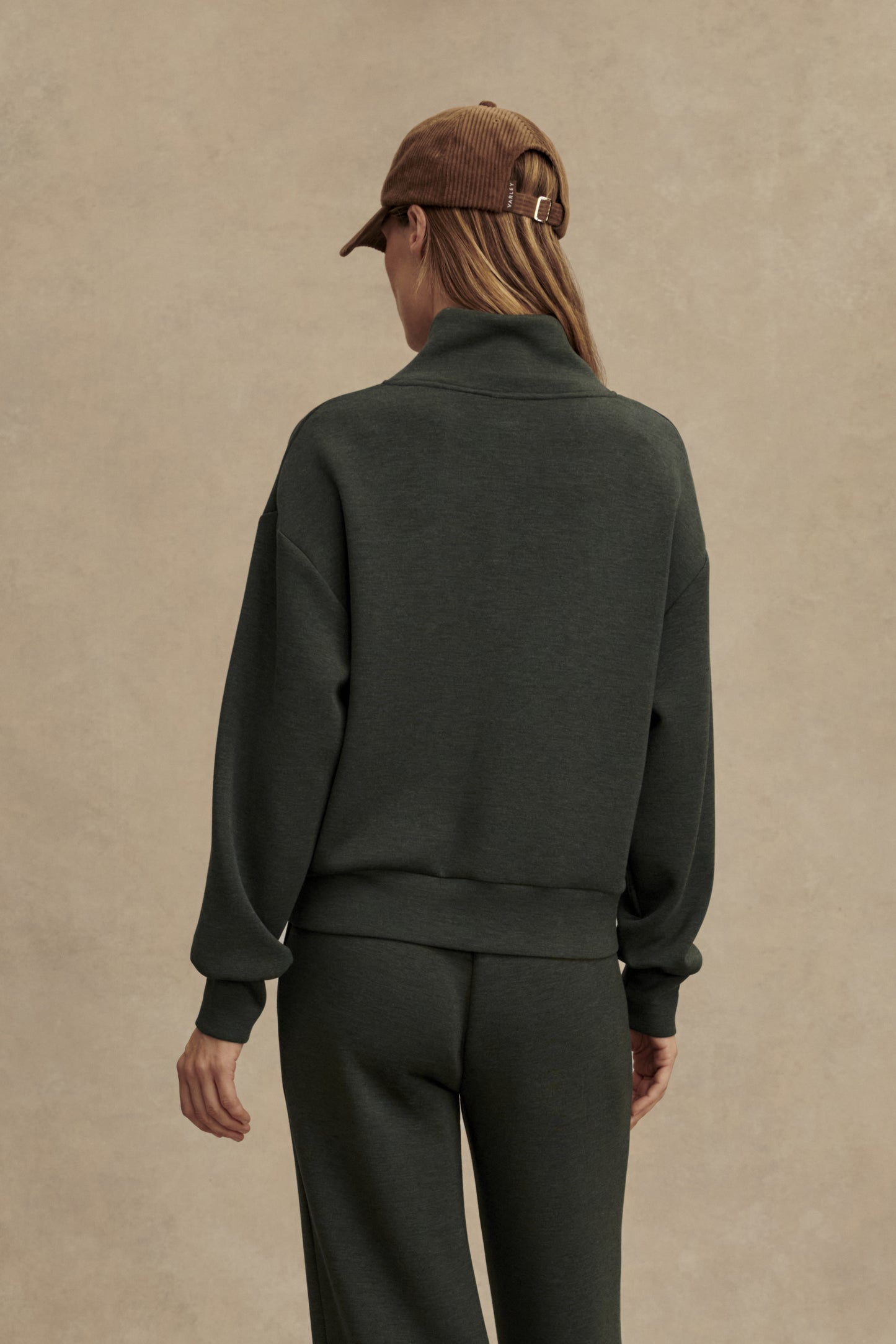 DAVIDSON SWEAT OLIVE