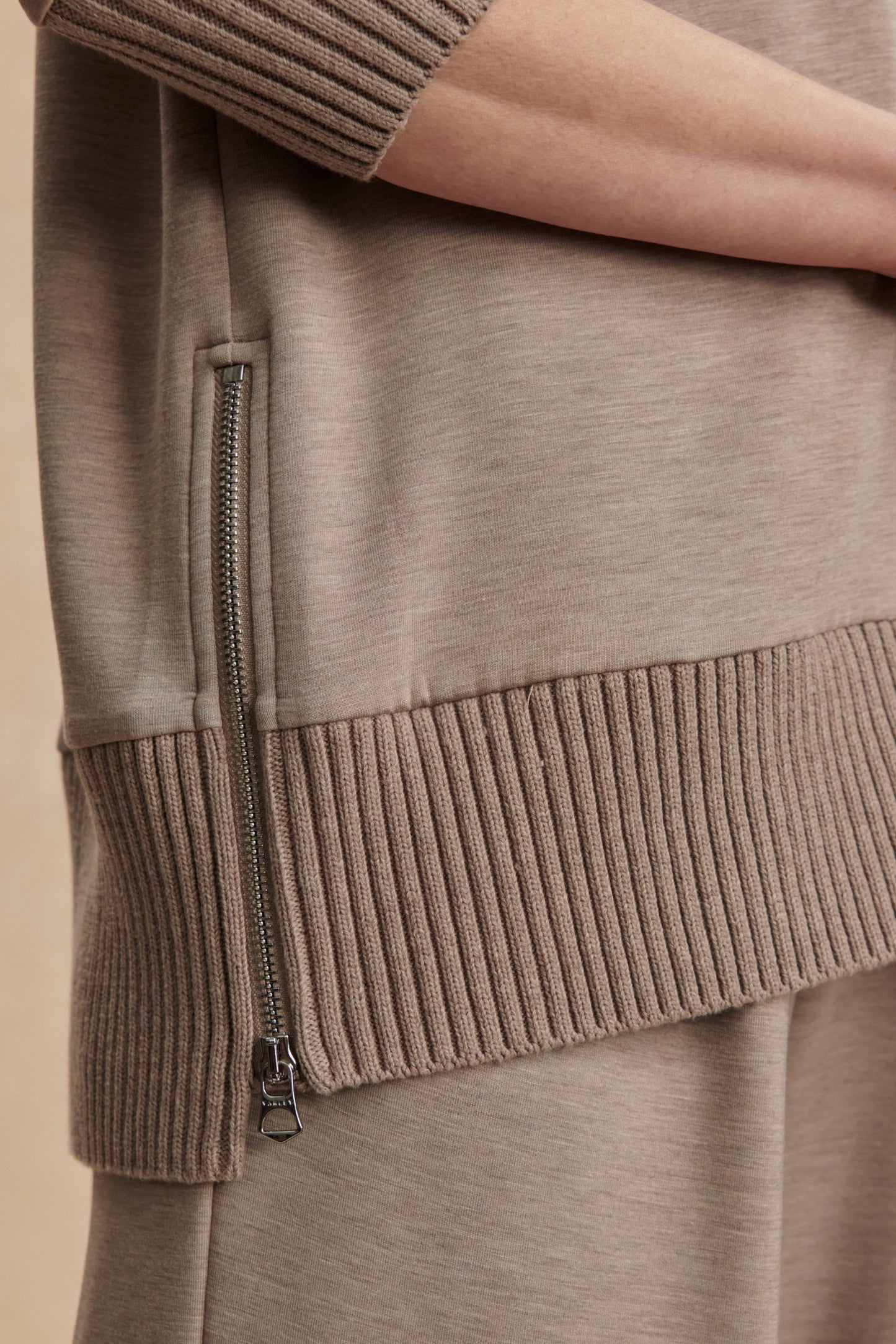 BARKER HIGH NECK SWEAT TAUPE MARL