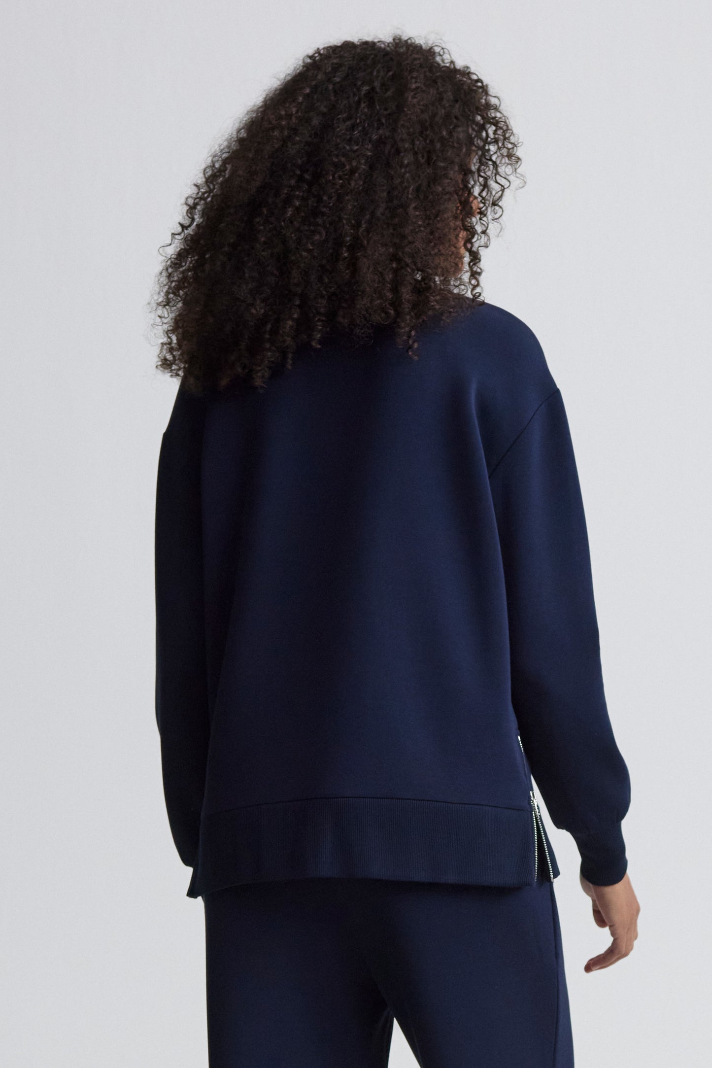 GABRIELLA SWEAT NAVY