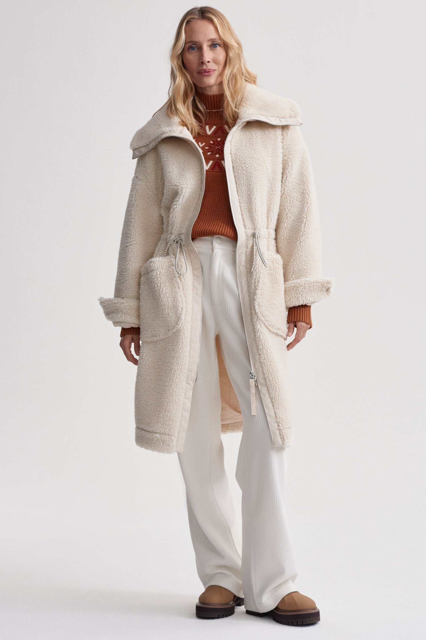 LOGAN SHERPA COAT SANDSHELL