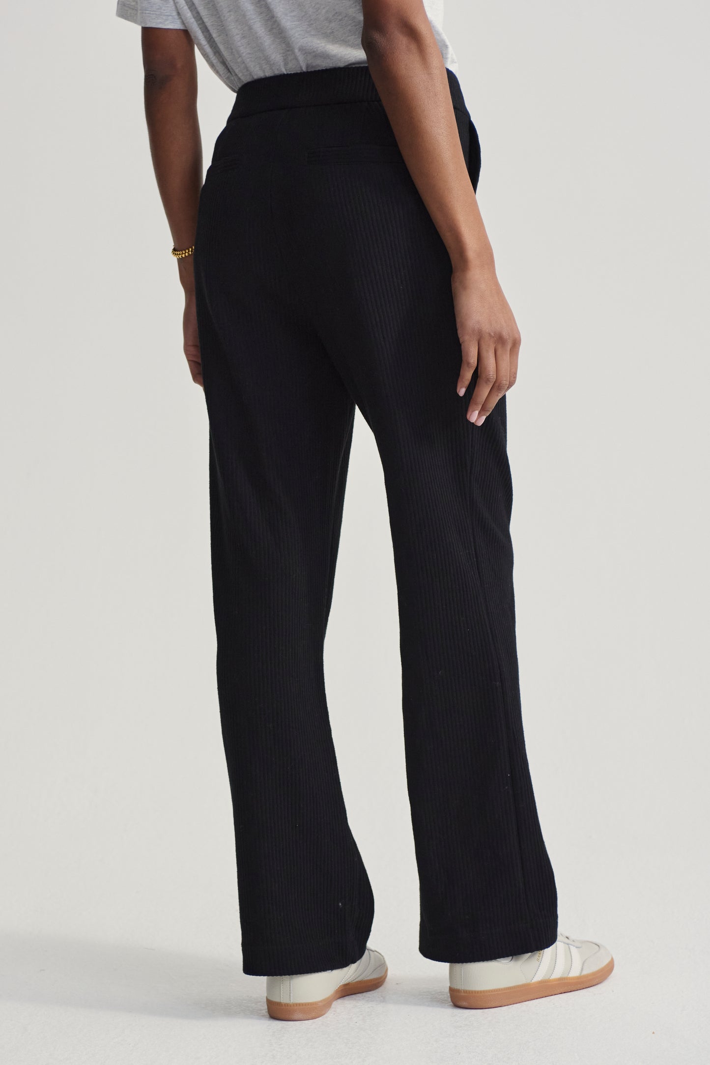 ABERDEEN STRAIGHT LEG CORDUROY PANT BLACK