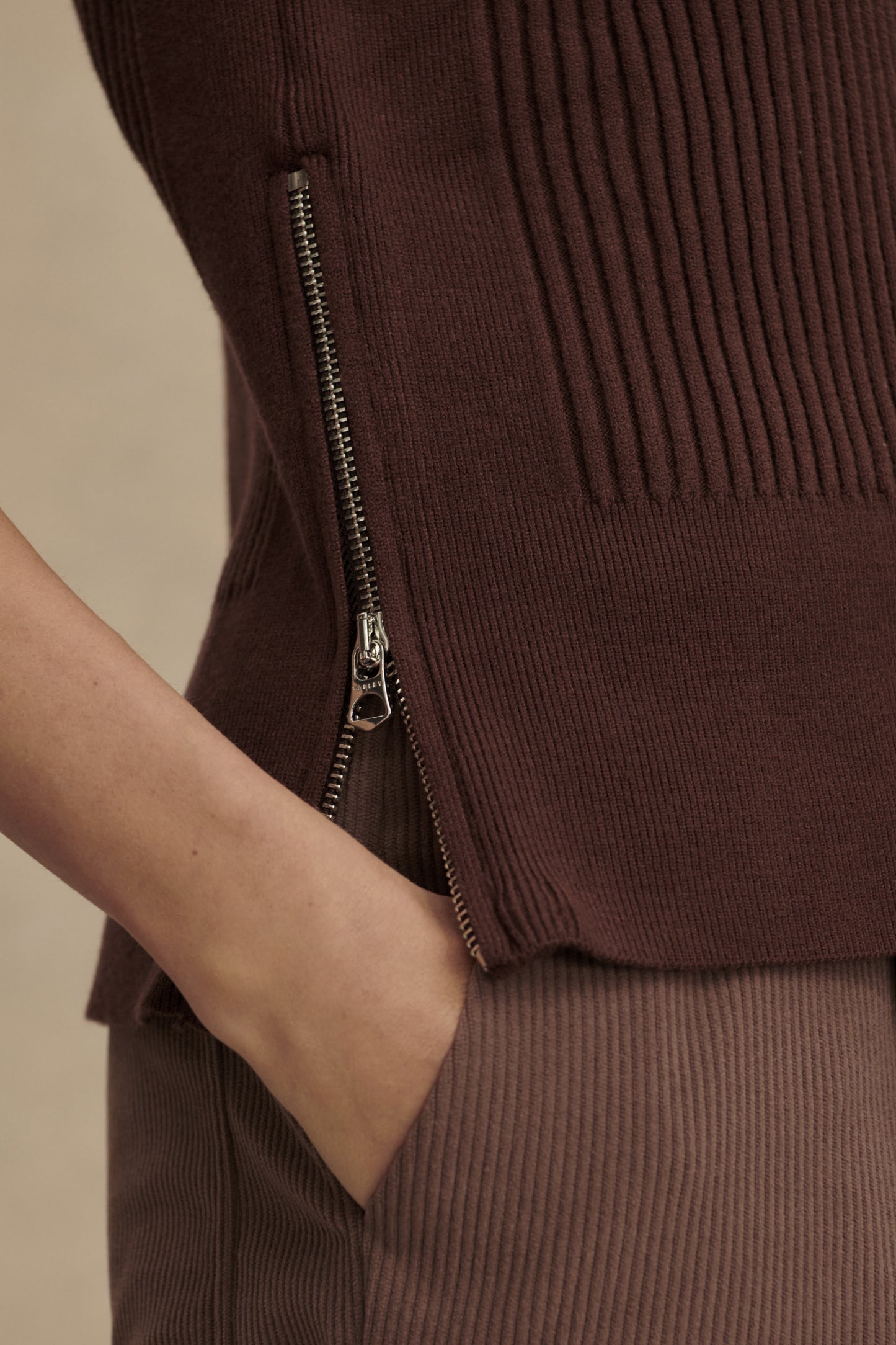 LOIS TANK DEEP MAHOGANY