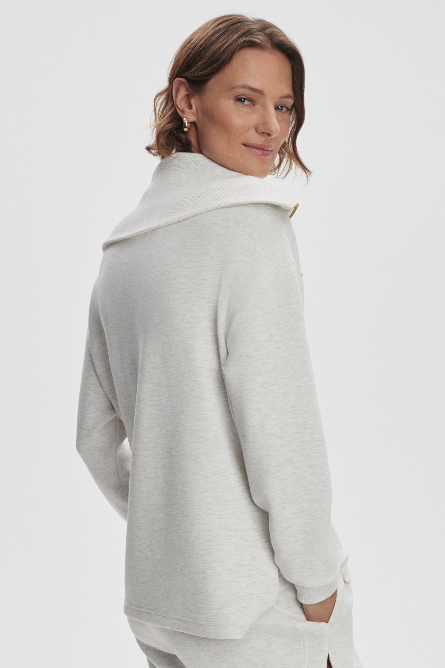LARSON HALF ZIP SWEAT IVORY