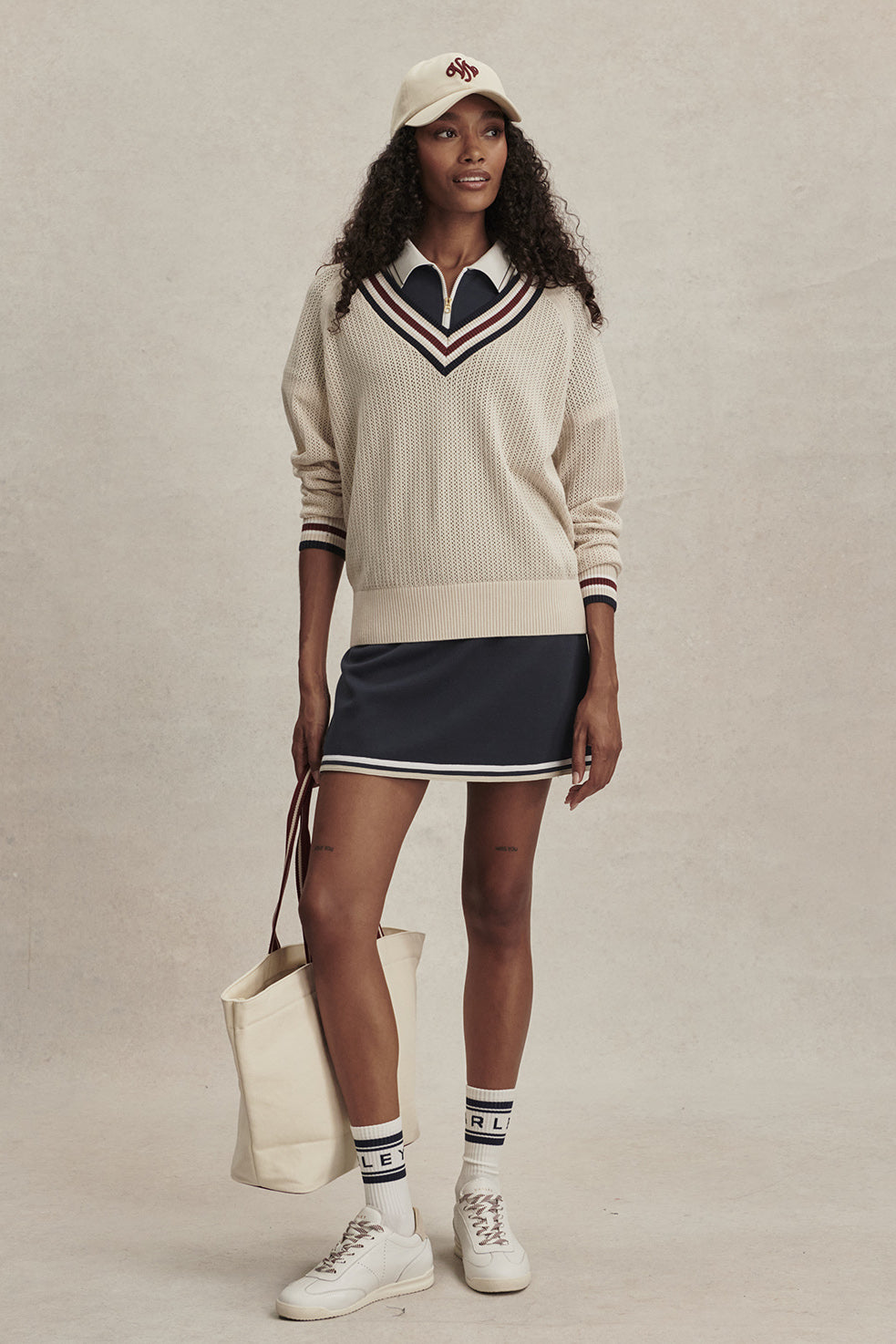 MAURICE V NECK SWEATER OAT MILK