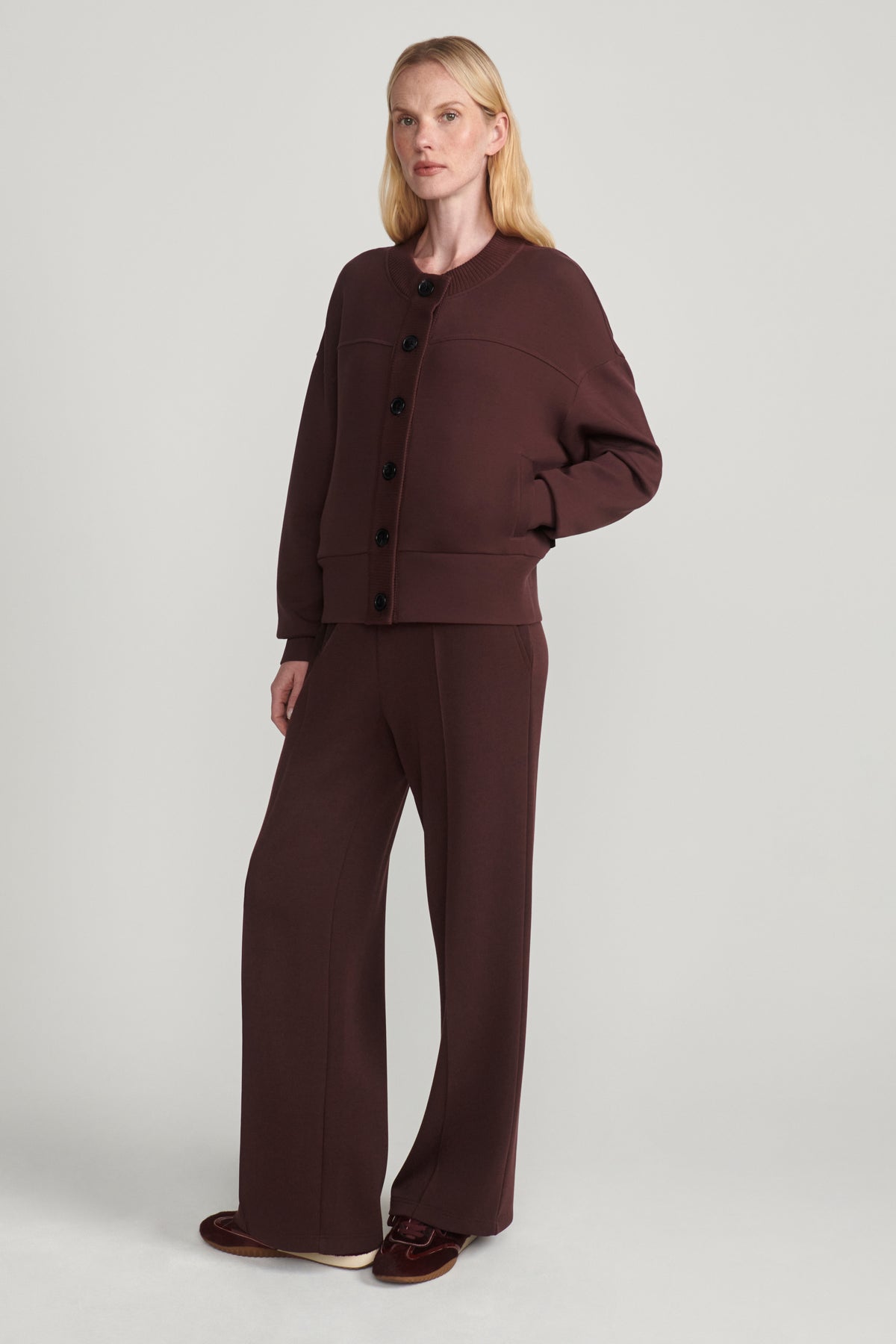 OLWEN BUTTON FRONT SWEAT DEEP MAHOGANY